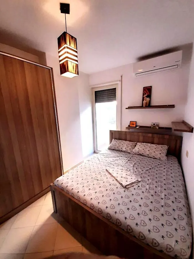 Mani Apartment Durrës