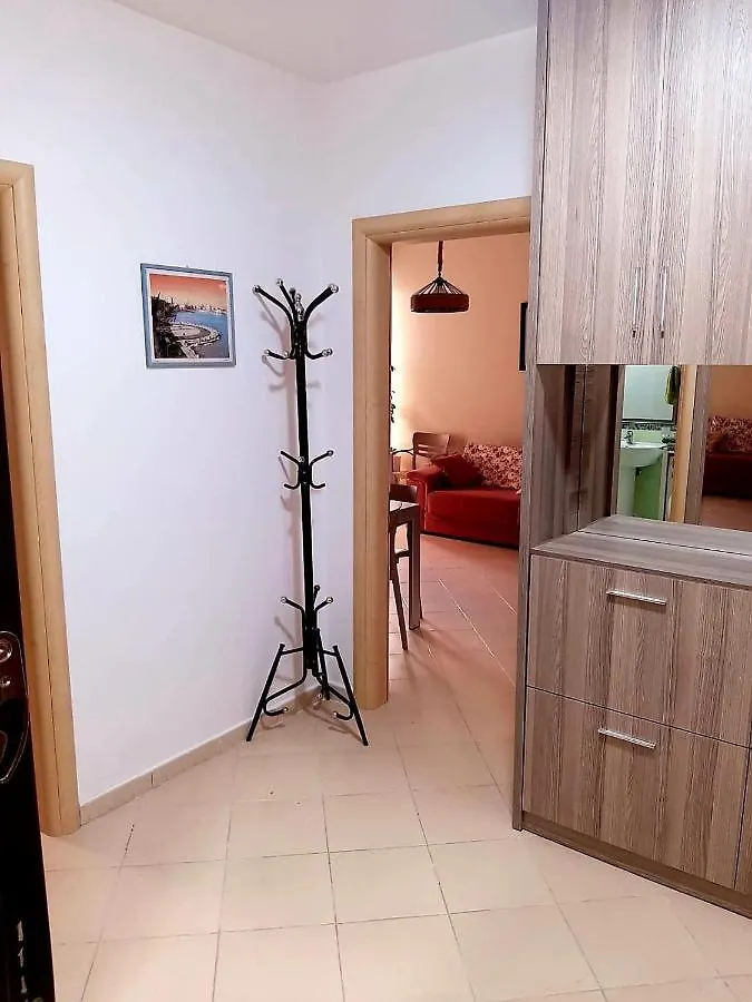 Mani Apartment Durrës